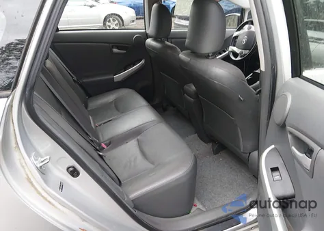 2011 Toyota Prius Five z USA, uszkodzony, nr VIN JTDKN3DU4B5308366